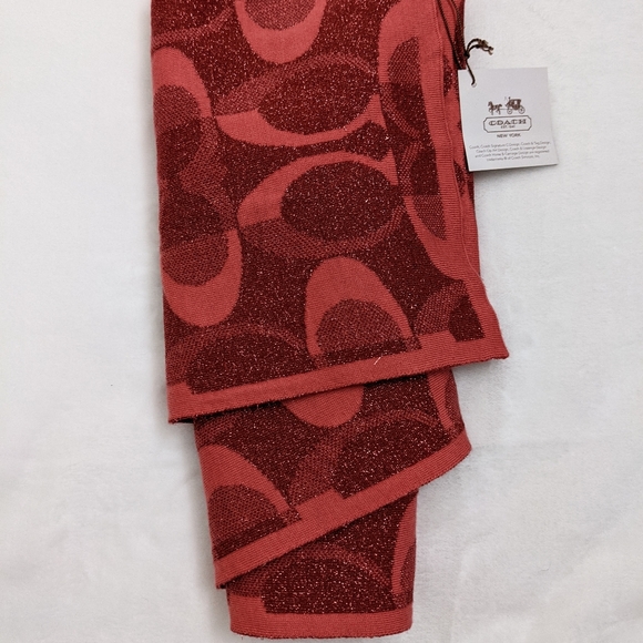 Coach Signature C Tonal Dream Knit Scarf - Picture 11 of 12
